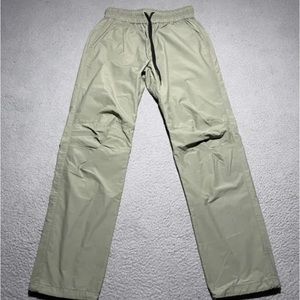 Luxury John Elliott pants Men 5, XXL  Nylon/ Cotton hiking outdoors. 4 pockets.